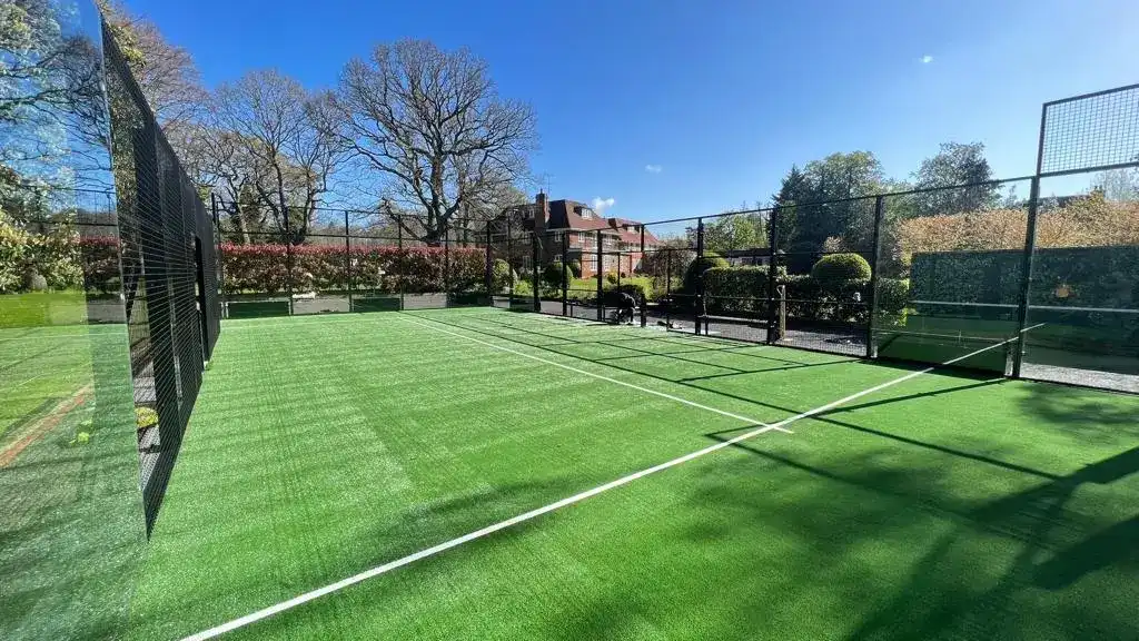 Pista privada de pádel en Reino Unido